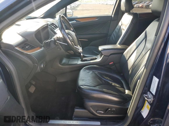 2017 Lincoln MKC Reserve with VIN 5LMCJ3D99HUL03201, listed as a Copart auction lot 61611685 with 83,578 mi miles and Clean title. Bid and sale history available at DreamBid. Image 7.
