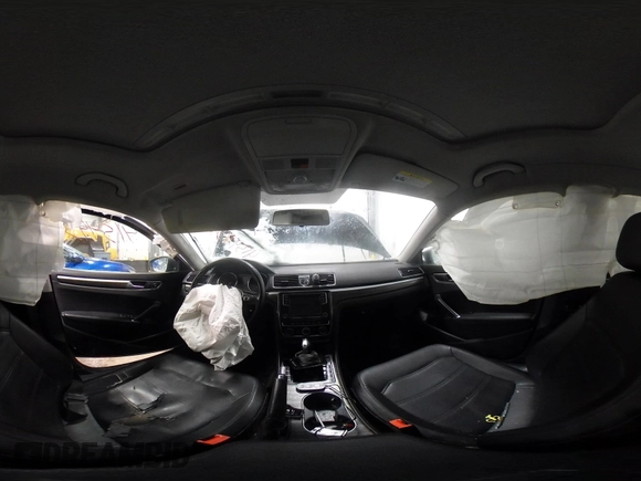 2016 Volkswagen Passat SE with VIN 1VWBS7A33GC056668, listed as a IAAI auction lot 41544363 with 120,605 mi miles and . Bid and sale history available at DreamBid. Image 19.