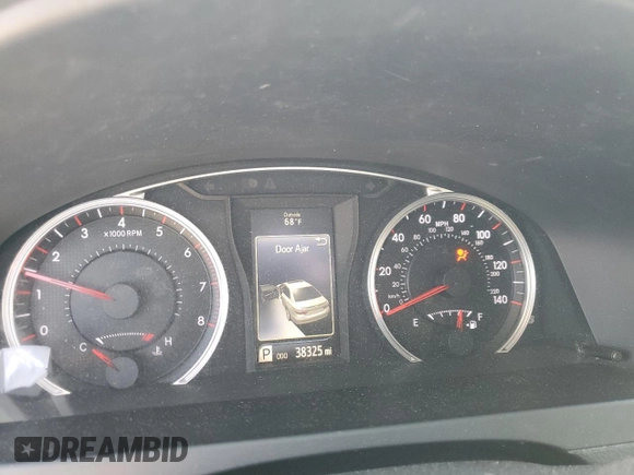 2016 Toyota Camry XLE with VIN 4T1BF1FK5GU227141, listed as a Copart auction lot 51174105 with 38,325 mi miles and Salvage Title. Bid and sale history available at DreamBid. Image 9.