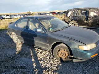 1995 Honda Accord LX with VIN JHMCD563XSC026685, listed as a Copart auction lot 78528614 with 13,044 mi miles and Salvage Title. Bid and sale history available at carsss.com. Image 4.