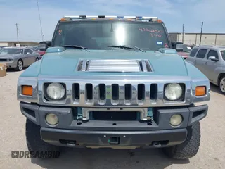 2007 Hummer H2 SUV z VIN 5GRGN23U17H102931, wystawiony jako IAAI lot #42262922 z przebiegiem 299 804 mil mil oraz . Historia ofert i sprzedaży dostępna na DreamBid. Obrazek 12.