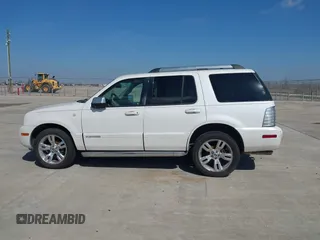 2010 Mercury Mountaineer Premier with VIN 4M2EN3JE7AUJ01320, listed as a IAAI auction lot 41598547 with Not provided miles and . Bid and sale history available at DreamBid. Image 13.