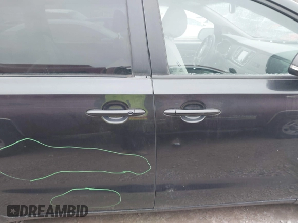 2019 Kia Sedona EX with VIN KNDMB5C1XK6566583, listed as a IAAI auction lot 41542994 with 41,134 mi miles. Bid and sale history available at carsss.com. Image 13.
