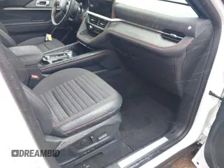 2025 Ford Explorer ST-Line with VIN 1FMUK7KH6SGB58226, listed as a IAAI auction lot 42687937 with Not provided miles and . Bid and sale history available at DreamBid. Image 5.