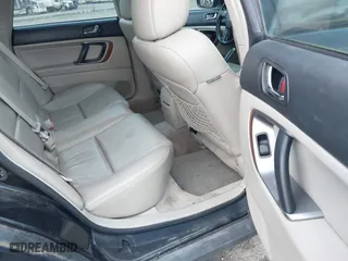 2006 Subaru Legacy Wagon Outback 3.0 R L.L. Bean with VIN 4S4BP86C064301837, listed as a IAAI auction lot 41646704 with 176,083 mi miles. Bid and sale history available at carsss.com. Image 8.