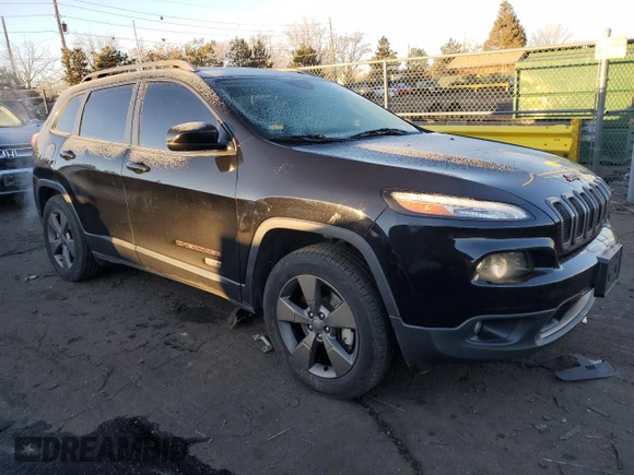 2017 Jeep Cherokee 75th Anniversary Edition с VIN 1C4PJMCS3HW564721, выставлен на аукционе Copart как лот 43453775 с пробегом 70 163 миль миль и Списание • Salvage title. История ставок и продаж доступна на DreamBid. Изображение 4.