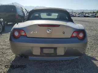 2005 BMW Z4 2.5i z VIN 4USBT33555LR71164, wystawiony jako Copart lot #58557615 z przebiegiem 193 241 mil mil oraz Szkoda całkowita • Salvage title. Historia ofert i sprzedaży dostępna na DreamBid. Obrazek 6.