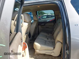 2011 Chevrolet Suburban LT with VIN 1GNSCJE03BR396610, listed as a IAAI auction lot 42348029 with 249,280 mi miles and . Bid and sale history available at DreamBid. Image 8.