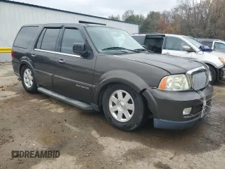 2005 Lincoln Navigator Luxury with VIN 5LMFU27555LJ00668, listed as a Copart auction lot 84251384 with 126,715 mi miles and Salvage Title. Bid and sale history available at carsss.com. Image 4.
