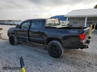 2018 Toyota Tacoma SR with VIN 5TFAX5GN0JX127581, listed as a Copart auction lot 45151235 with 88,751 mi miles and Salvage Title. Bid and sale history available at carsss.com. Image 2.