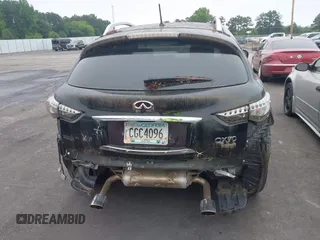 2017 Infiniti QX70 z VIN JN8CS1MU2HM140540, wystawiony jako IAAI lot #42367880 z przebiegiem 109 214 mil mil oraz . Historia ofert i sprzedaży dostępna na DreamBid. Obrazek 16.