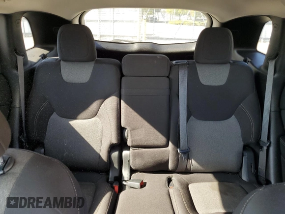 2017 Jeep Cherokee Sport with VIN 1C4PJMAS4HW628347, listed as a Copart auction lot 52461225 with 114,045 mi miles and Clean Title. Bid and sale history available at carsss.com. Image 10.