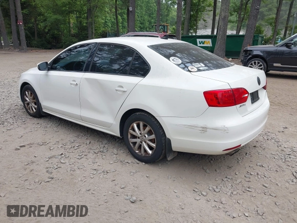 2012 Volkswagen Jetta SE с VIN 3VWDP7AJ0CM373096, выставлен на аукционе IAAI как лот 42426028 с пробегом 176 470 миль миль и . История ставок и продаж доступна на DreamBid. Изображение 3.
