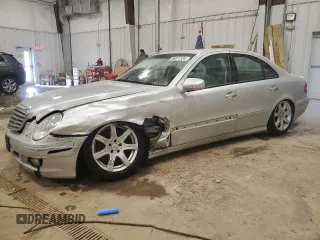 2007 Mercedes-Benz E 550 with VIN WDBUF90X97X214955, listed as a Copart auction lot 86971334 with 144,097 mi miles and Non Repairable. Bid and sale history available at carsss.com. Image 1.