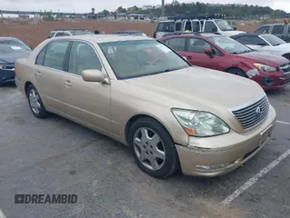 2004 Lexus LS 430 with VIN JTHBN36F440172091, listed as a IAAI auction lot 41997732 with 196,419 mi miles. Bid and sale history available at carsss.com. Image 1.