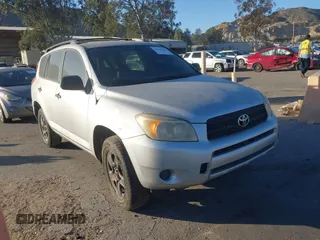 2008 Toyota RAV4 with VIN JTMZD33V186065646, listed as a IAAI auction lot 41688183 with 1 mi miles. Bid and sale history available at carsss.com. Image 1.