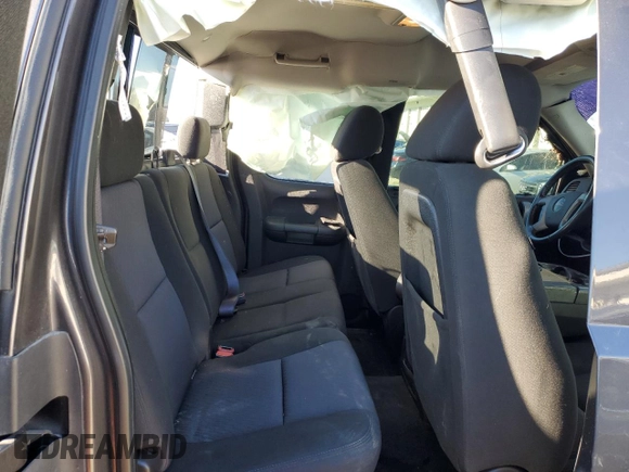 2010 GMC Sierra 1500 SLE z VIN 1GTSKVE38AZ178237, wystawiony jako Copart lot #45351635 z przebiegiem 148 907 mil mil oraz Szkoda całkowita • Salvage title. Historia ofert i sprzedaży dostępna na DreamBid. Obrazek 10.