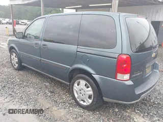 2007 Chevrolet Uplander LS z VIN 1GNDU23117D118557, wystawiony jako IAAI lot #42390263 z przebiegiem 119 529 mil mil oraz . Historia ofert i sprzedaży dostępna na DreamBid. Obrazek 3.