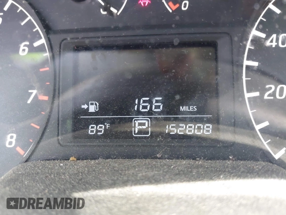 2017 Nissan Sentra S z VIN 3N1AB7AP7HY380915, wystawiony jako IAAI lot #42082034 z przebiegiem 152 808 mil mil oraz . Historia ofert i sprzedaży dostępna na DreamBid. Obrazek 16.
