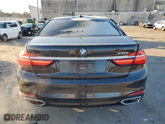 2018 BMW 7 Series 740i with VIN WBA7E2C59JG742891, listed as a Copart auction lot 78184903 with 43,189 mi miles. Bid and sale history available at carsss.com. Image 6.