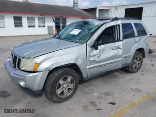 2007 Jeep Grand Cherokee Laredo with VIN 1J8GS48K57C545151, listed as a IAAI auction lot 41959178 with 148,534 mi miles. Bid and sale history available at carsss.com. Image 17.