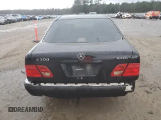 1997 Mercedes-Benz E-Class with VIN WDBJF20F3VA351844, listed as a Copart auction lot 44768675 with 259,549 mi miles and Salvage Title. Bid and sale history available at carsss.com. Image 6.