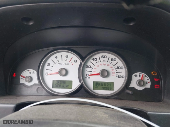 2005 Ford Escape Limited with VIN 1FMYU04155KC05430, listed as a IAAI auction lot 41784958 with 190,822 mi miles. Bid and sale history available at carsss.com. Image 7.