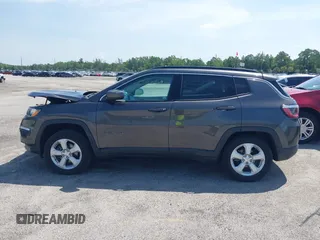 2021 Jeep Compass Altitude с VIN 3C4NJCBB6MT509974, выставлен на аукционе IAAI как лот 42541870 с пробегом 16 082 миль миль и . История ставок и продаж доступна на DreamBid. Изображение 13.