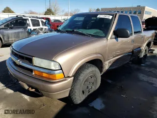 2003 Chevrolet S-10 LS with VIN 1GCDT13X43K136552, listed as a Copart auction lot 47115415 with 193,022 mi miles and Salvage Title. Bid and sale history available at carsss.com. Image 1.