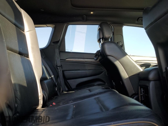 2018 Jeep Grand Cherokee High Altitude with VIN 1C4RJFCM1JC390077, listed as a Copart auction lot 82932604 with 124,561 mi miles and Clean Title. Bid and sale history available at carsss.com. Image 11.