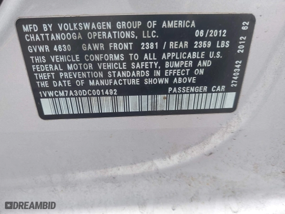 2013 Volkswagen Passat SEL Premium with VIN 1VWCM7A30DC001492, listed as a IAAI auction lot 41981749 with 1 mi miles. Bid and sale history available at carsss.com. Image 9.