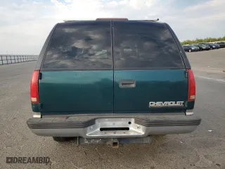 1998 Chevrolet Tahoe with VIN 1GNEK13R4WJ322201, listed as a Copart auction lot 64249464 with 241,168 mi miles and Salvage Title. Bid and sale history available at carsss.com. Image 6.