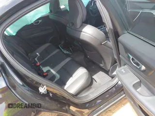 2024 Volvo S60 Plus Black Edition с VIN 7JRL12THXRG293984, выставлен на аукционе IAAI как лот 42101901 с пробегом 23 976 миль миль и . История ставок и продаж доступна на DreamBid. Изображение 8.