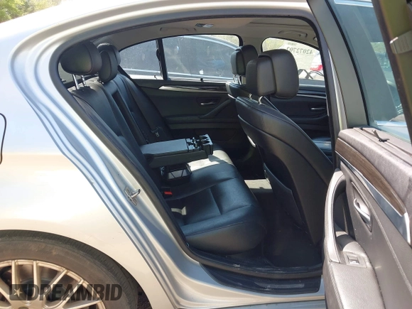 2011 BMW 5 Series 535i xDrive with VIN WBAFU7C58BC777569, listed as a IAAI auction lot 42072702 with 195,675 mi miles. Bid and sale history available at carsss.com. Image 8.