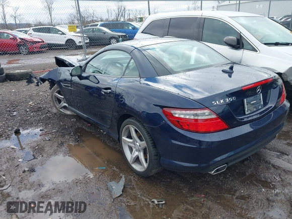 2014 Mercedes-Benz SLK 350 z VIN WDDPK5HA9EF065958, wystawiony jako IAAI lot #41474434 z przebiegiem 21 653 mil mil oraz . Historia ofert i sprzedaży dostępna na DreamBid. Obrazek 3.