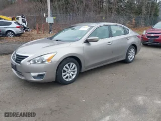 2013 Nissan Altima 2.5 S with VIN 1N4AL3AP8DC295819, listed as a IAAI auction lot 42091322 with 196,220 mi miles. Bid and sale history available at carsss.com. Image 2.