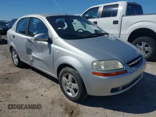 2006 Chevrolet Aveo LT z VIN KL1TG56656B636788, wystawiony jako IAAI lot #41771944 z przebiegiem 140 169 mil mil oraz . Historia ofert i sprzedaży dostępna na DreamBid. Obrazek 1.