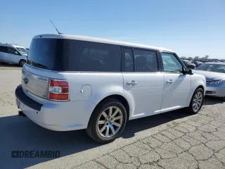2009 Ford Flex Limited z VIN 2FMEK63C69BA03324, wystawiony jako Copart lot #55831135 z przebiegiem 202 031 mil mil oraz Czysty tytuł • Clean title. Historia ofert i sprzedaży dostępna na DreamBid. Obrazek 3.