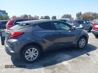 2021 Toyota C-HR LE with VIN JTNKHMBX0M1126776, listed as a IAAI auction lot 41955661 with 81,272 mi miles. Bid and sale history available at carsss.com. Image 13.