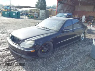 2001 Mercedes-Benz S-Class with VIN WDBNG75J91A161971, listed as a IAAI auction lot 41923964 with 1 mi miles. Bid and sale history available at carsss.com. Image 2.