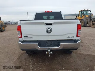 2019 Ram 2500 Big Horn with VIN 3C6UR5DJ8KG544954, listed as a IAAI auction lot 41588673 with 50,410 mi miles. Bid and sale history available at carsss.com. Image 17.
