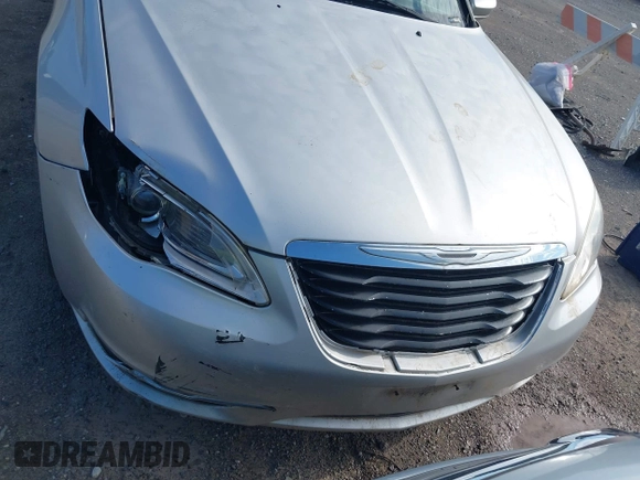 2012 Chrysler 200 LX with VIN 1C3CCBAB8CN167105, listed as a IAAI auction lot 42141518 with 209,638 mi miles. Bid and sale history available at carsss.com. Image 6.