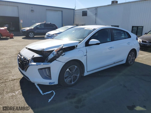 2020 Hyundai Ioniq Plug-In Hybrid SE with VIN KMHC65LD9LU222021, listed as a Copart auction lot 77698214 with NaN miles and Salvage Title. Bid and sale history available at carsss.com. Image 1.
