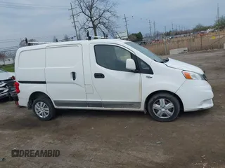 2015 Nissan NV200 SV with VIN 3N6CM0KN7FK693948, listed as a IAAI auction lot 42076494 with 217,175 mi miles and . Bid and sale history available at DreamBid. Image 13.