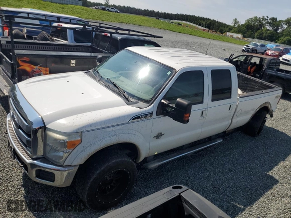 2015 Ford F-350 Platinum z VIN 1FT8W3BT2FEA57290, wystawiony jako Copart lot #59481665 z przebiegiem 353 066 mil mil oraz Szkoda całkowita • Salvage title. Historia ofert i sprzedaży dostępna na DreamBid. Obrazek 1.