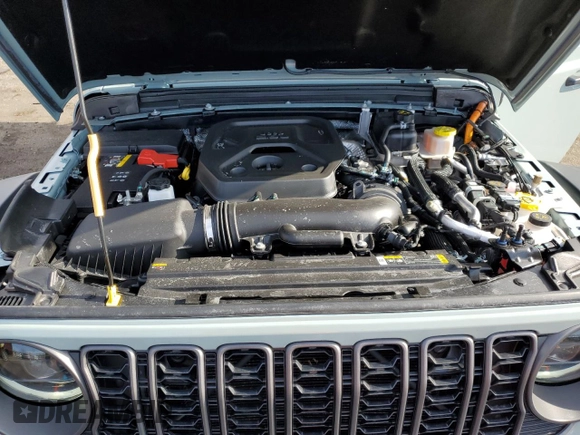2024 Jeep Wrangler Rubicon with VIN 1C4RJXR61RW255979, listed as a Copart auction lot 43451095 with 7,258 mi miles and Salvage title. Bid and sale history available at DreamBid. Image 13.