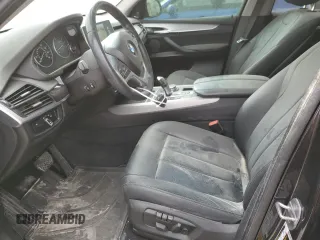 2015 BMW X5 xDrive35i z VIN 5UXKR0C56F0P10422, wystawiony jako Copart lot #49214395 z przebiegiem 115 374 mil mil oraz Szkoda całkowita • Salvage title. Historia ofert i sprzedaży dostępna na DreamBid. Obrazek 7.