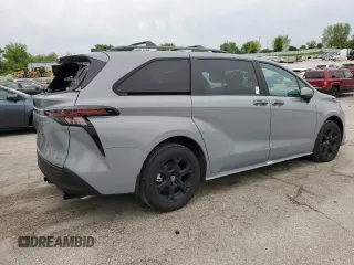 2025 Toyota Sienna XSE z VIN 5TDCSKFC3SS155341, wystawiony jako Copart lot #55633865 z przebiegiem 5 780 mil mil oraz Szkoda całkowita • Salvage title. Historia ofert i sprzedaży dostępna na DreamBid. Obrazek 3.