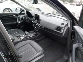 2020 Audi Q5 S line Prestige with VIN WA1F2AFY0L2045966, listed as a IAAI auction lot 41820515 with 60,550 mi miles. Bid and sale history available at carsss.com. Image 5.