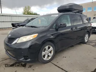 2011 Toyota Sienna LE AAS с VIN 5TDKK3DC2BS062461, выставлен на аукционе Copart как лот 55053375 с пробегом 283 588 миль миль и Чистый • Clean title. История ставок и продаж доступна на DreamBid. Изображение 1.